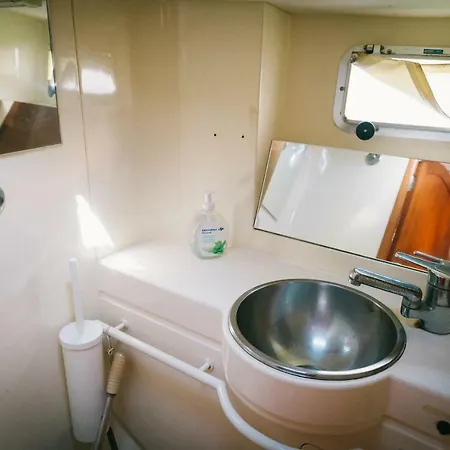 House Boat Catania